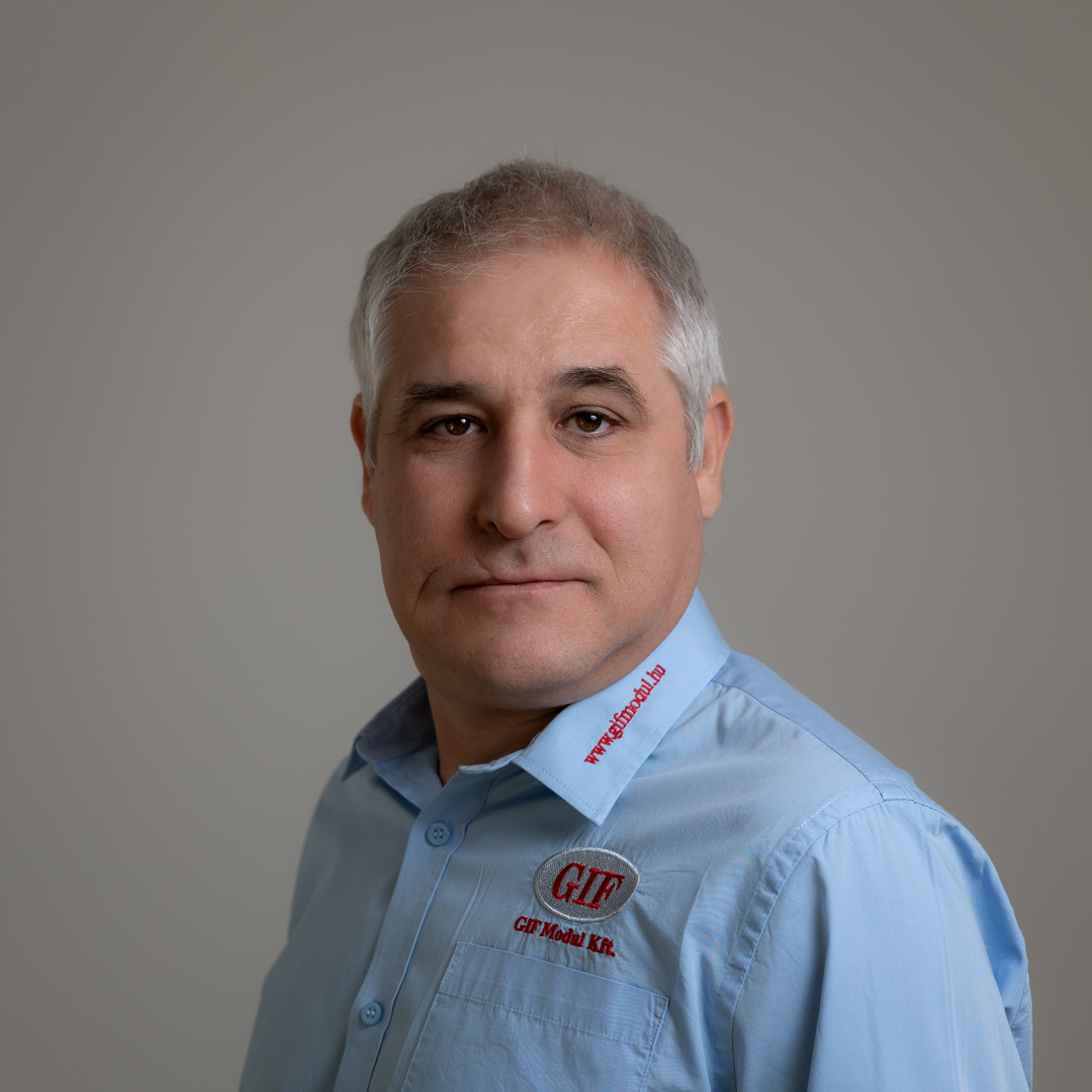 Zsolnay Gábor - Vállalati infrastruktúra felelős